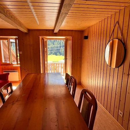 Хостел Petit Velan - Coworking & Coliving Бург-Сен-Пьер Экстерьер фото