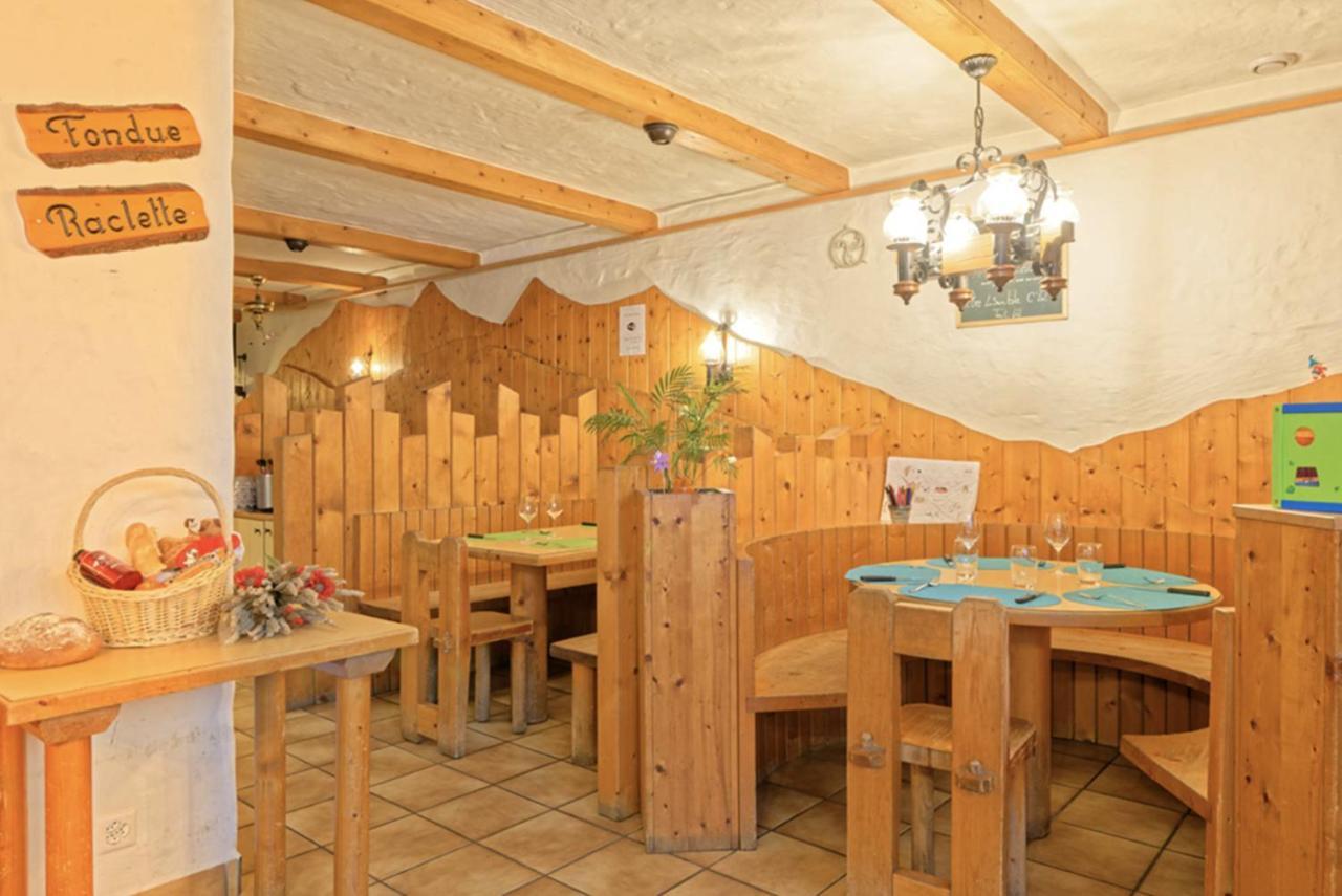Хостел Petit Velan - Coworking & Coliving Бург-Сен-Пьер Экстерьер фото