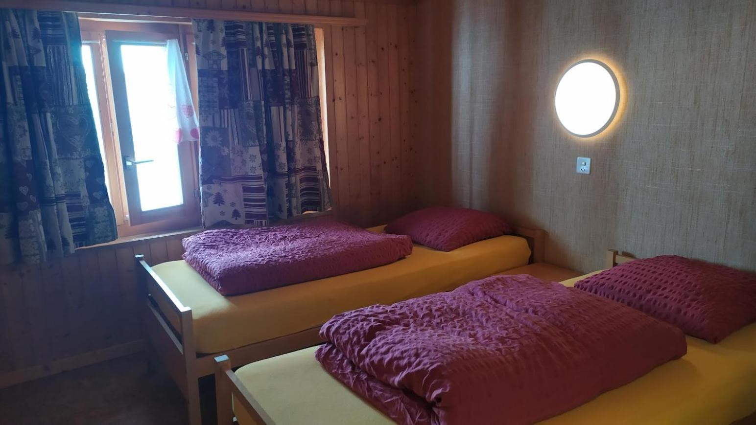 Хостел Petit Velan - Coworking & Coliving Бург-Сен-Пьер Экстерьер фото